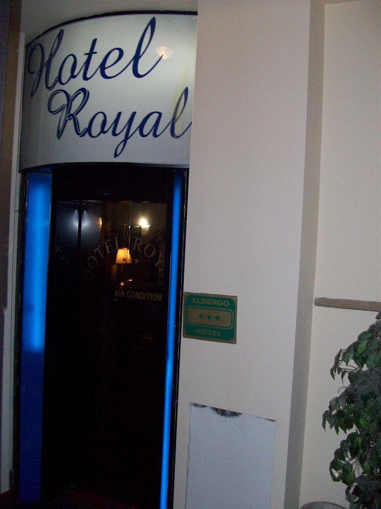 Hotel Royal Milan Exterior photo